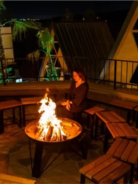 listing card gallery